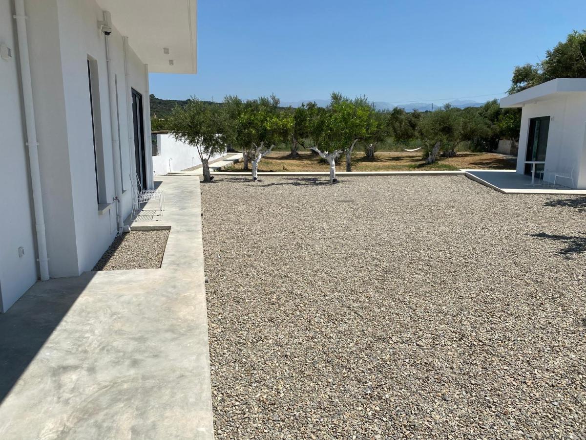 Lefko Apartments Tavronitis  Bagian luar foto